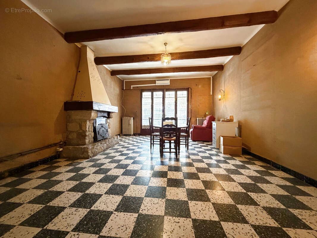 Maison à PIOLENC