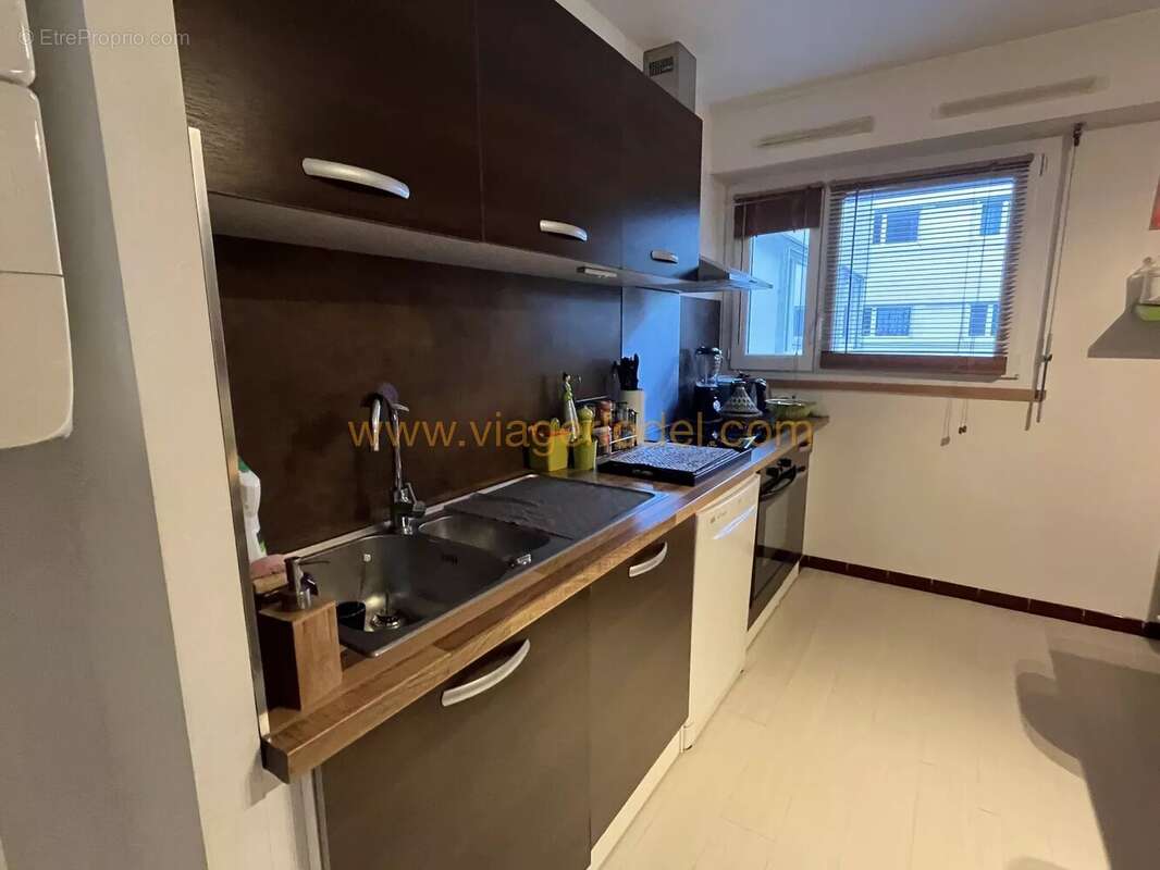 Appartement à SAINTE-LUCE-SUR-LOIRE