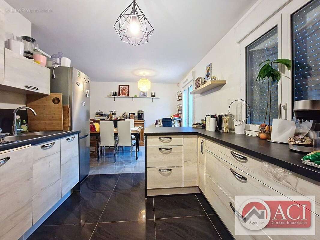Maison proche Gisors 4 pièce(s) 93.49 m2 - photo 4