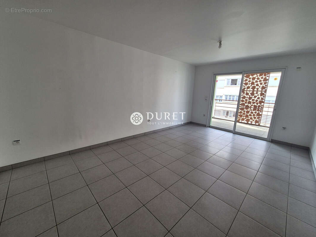 Appartement 61 m² à La Roche-Sur-Yon  - photo 3