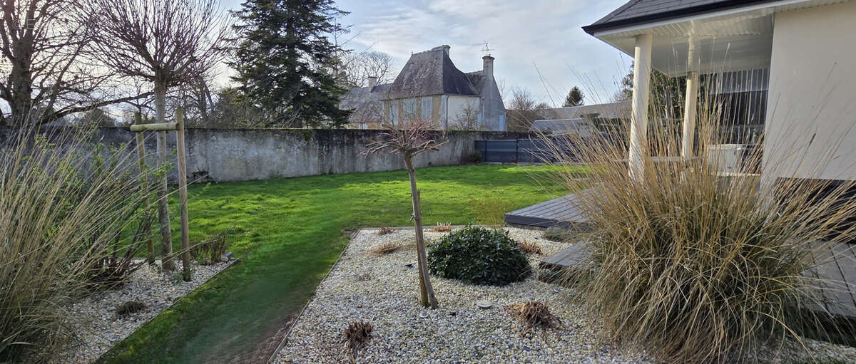 Maison à SAINT-MARTIN-DES-ENTREES