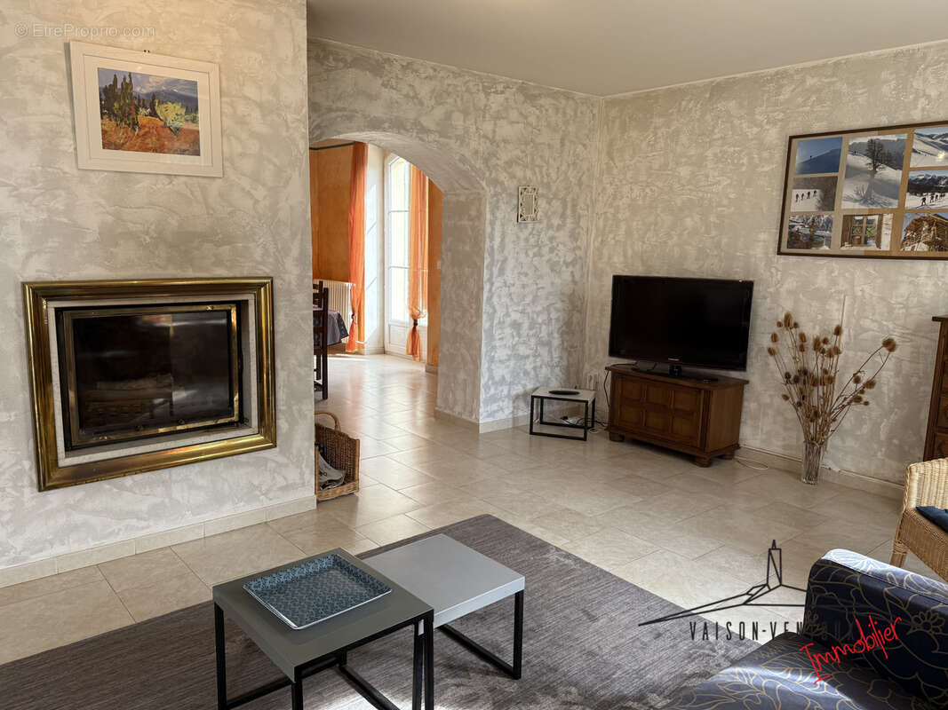 Maison à MALAUCENE