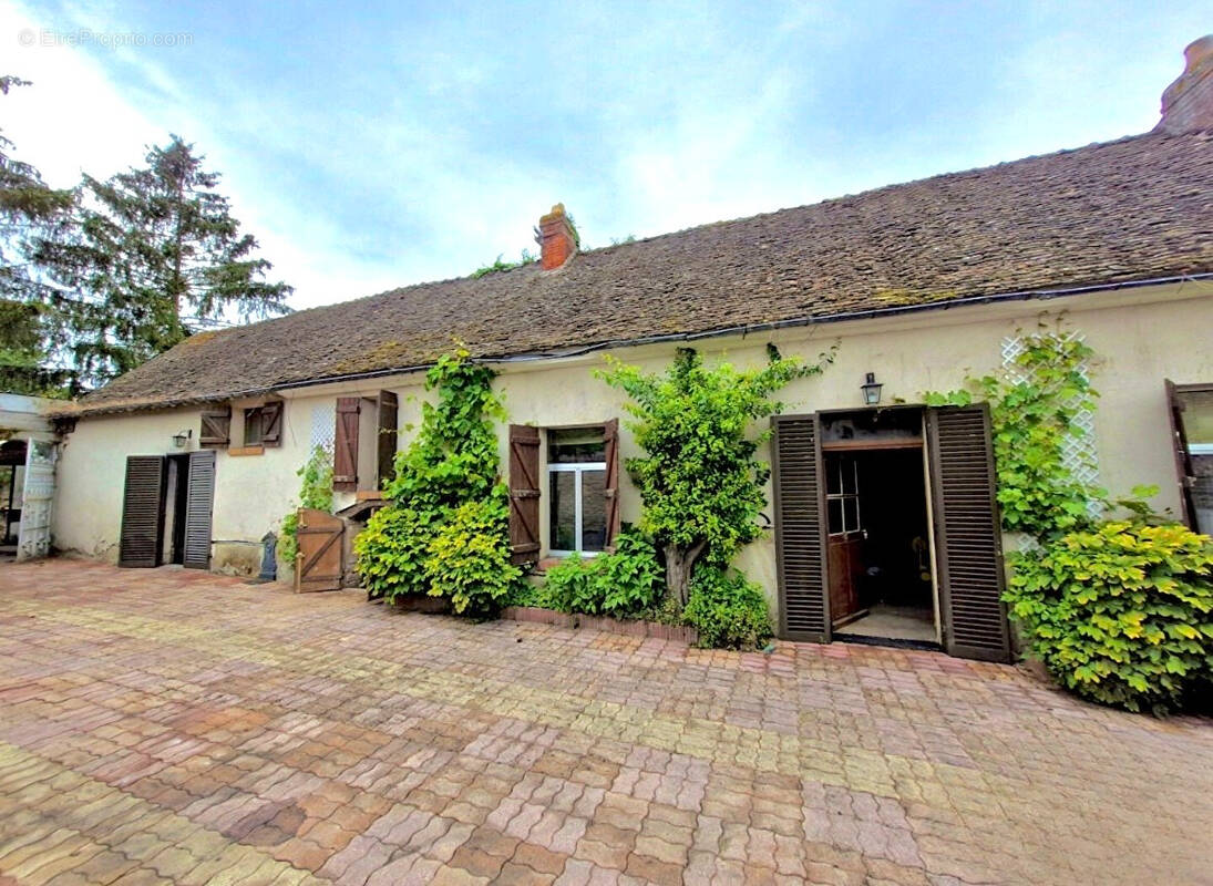 Maison à LES THILLIERS-EN-VEXIN