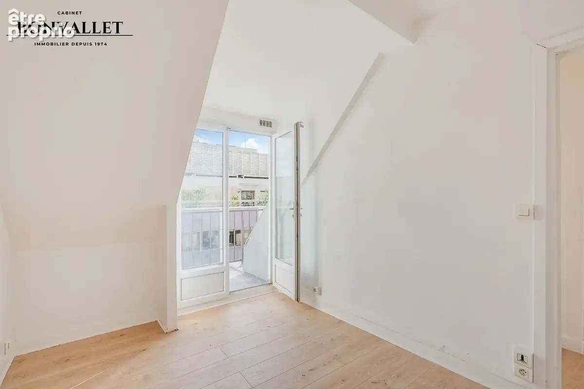 Métro félix faure – studio avec balcon et vue dégagée - photo 4