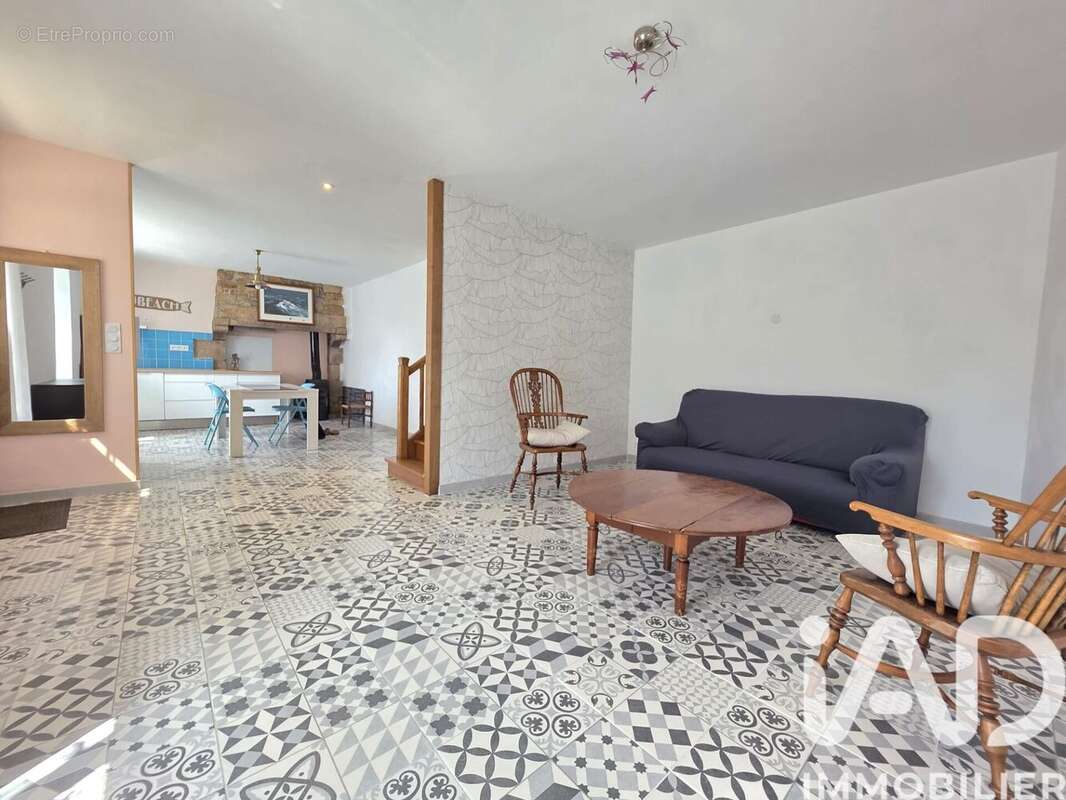 Maison 80 m² à Camlez  - photo 4