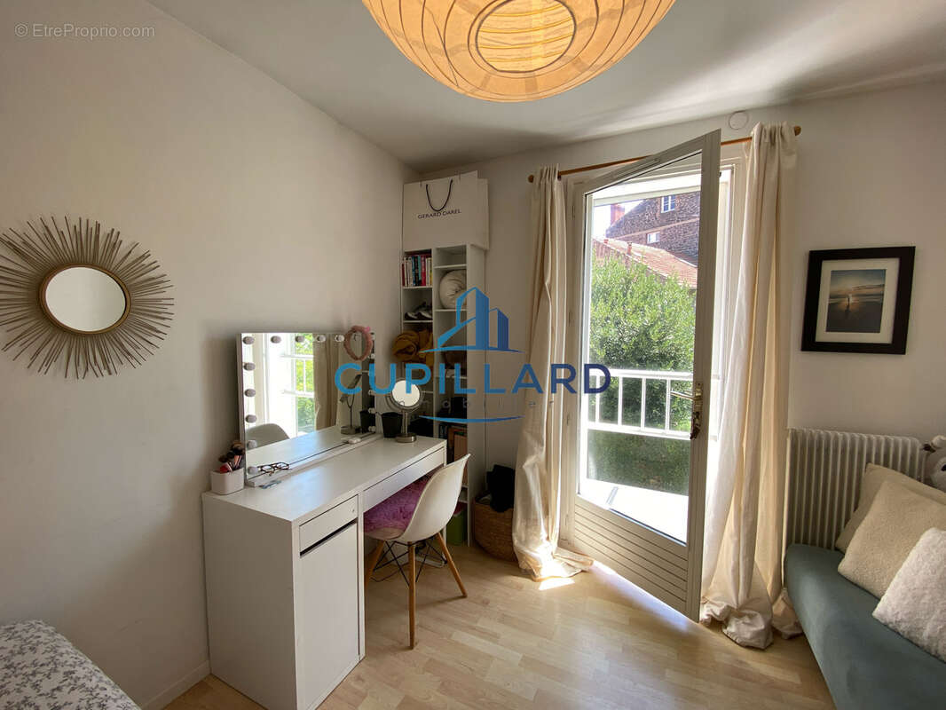 Maison T5 - 97m2 - Véranda - garage - secteur Marcombes - photo 19