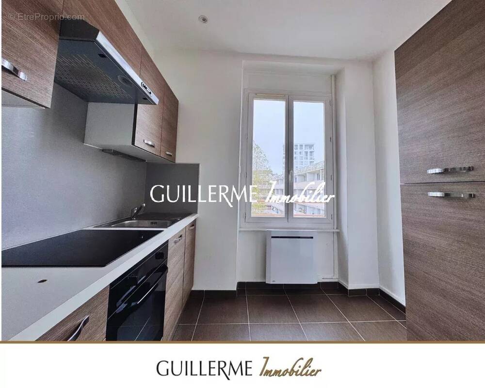 Appartement à LYON-8E