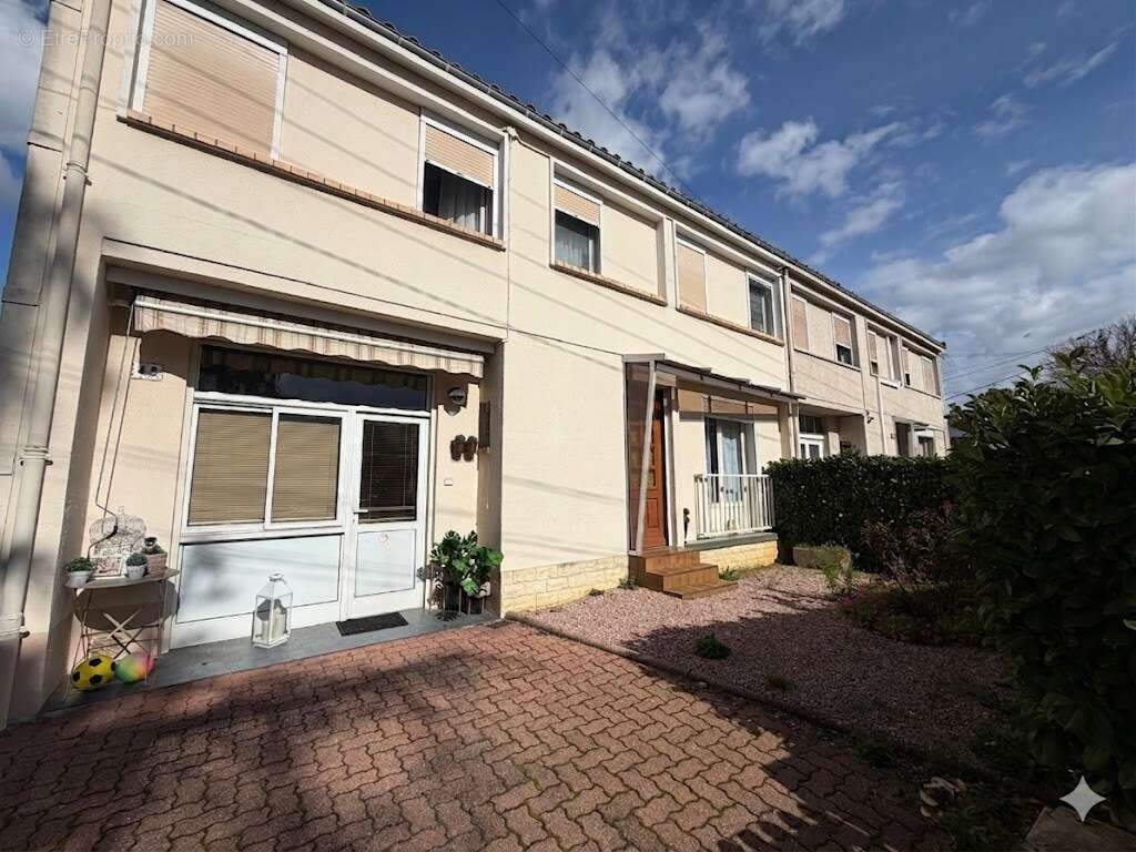 Maison à CASTRES
