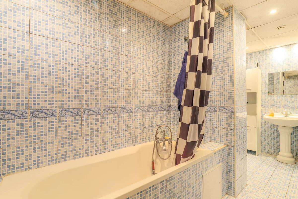Maison 6 pièces - 130 m² - 4 ch - Denain centre - photo 10