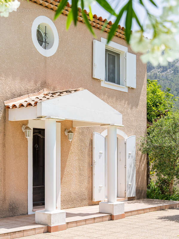 Maison à LA PENNE-SUR-HUVEAUNE