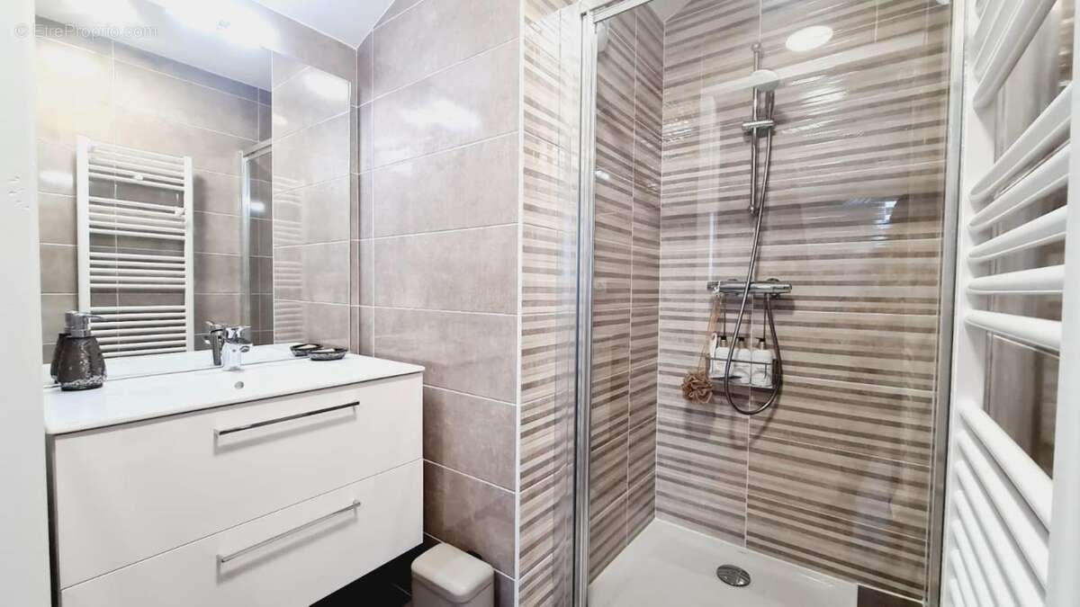 Appartement à DOUVAINE