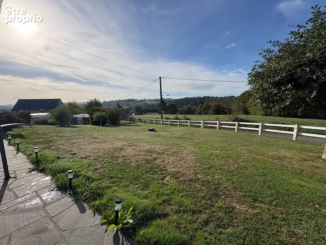 Maison Isigny Le Buat 8 pièce(s), 5 chambres, 169 m2,  1447m² terrain, sous-sol complet - photo 16