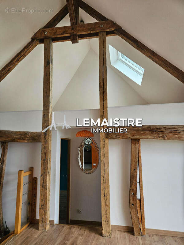 Maison à SAINT-LAURENT-DE-BREVEDENT