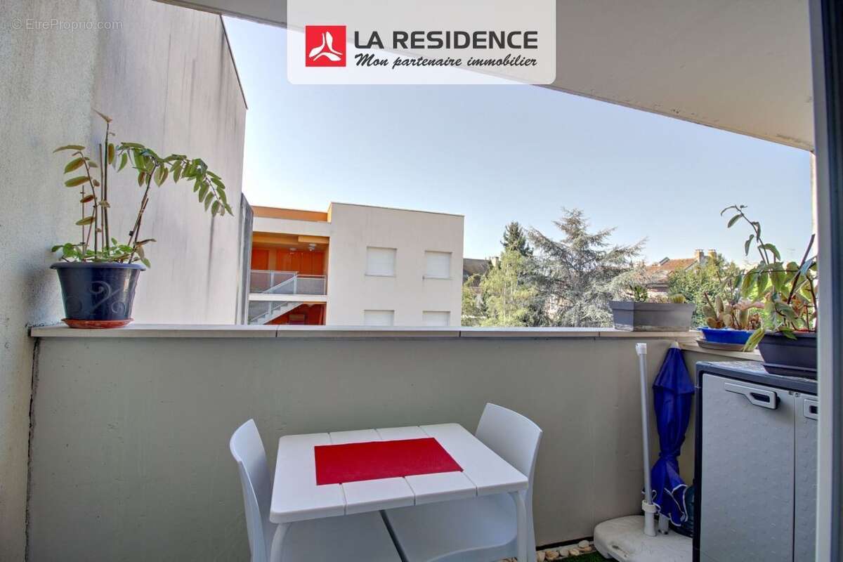 Appartement à LES MUREAUX