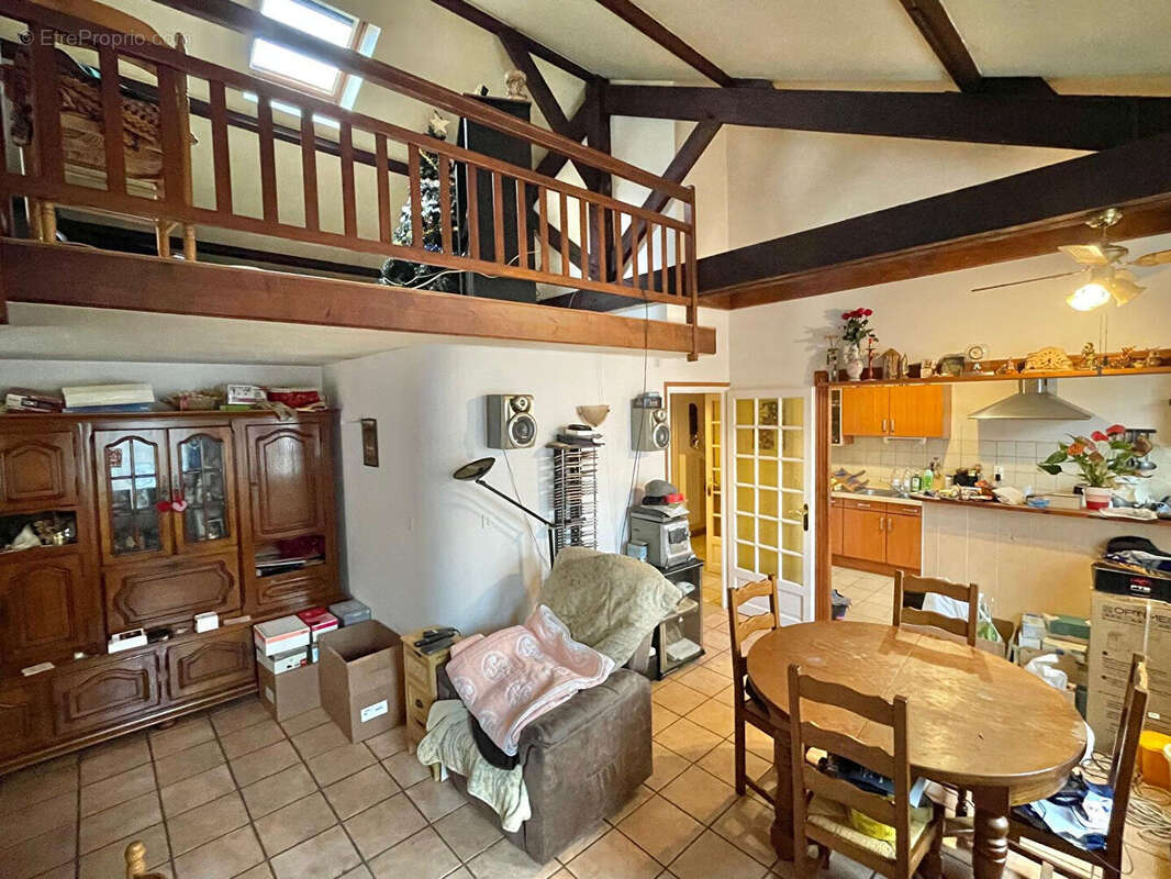 Appartement à BOURGOIN-JALLIEU