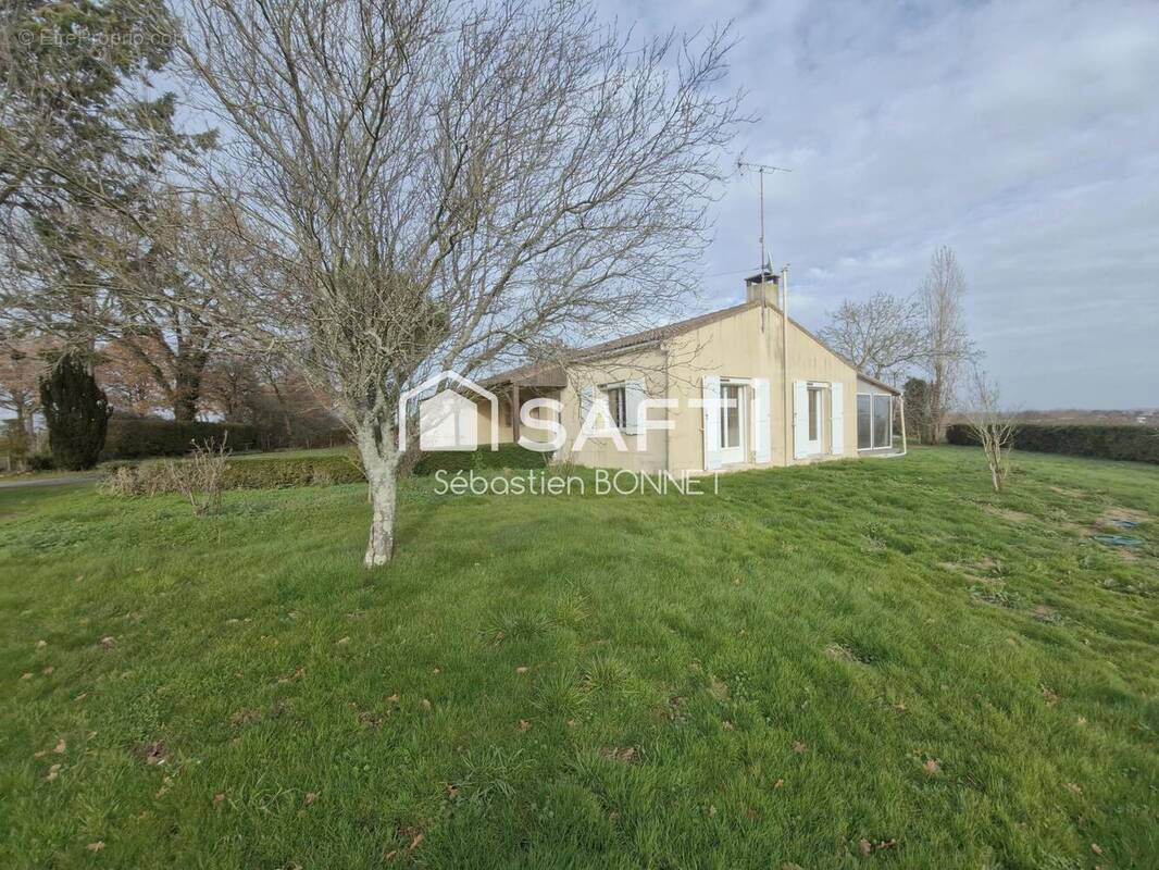 Photo 1 - Maison à LE CHAMP-SAINT-PERE