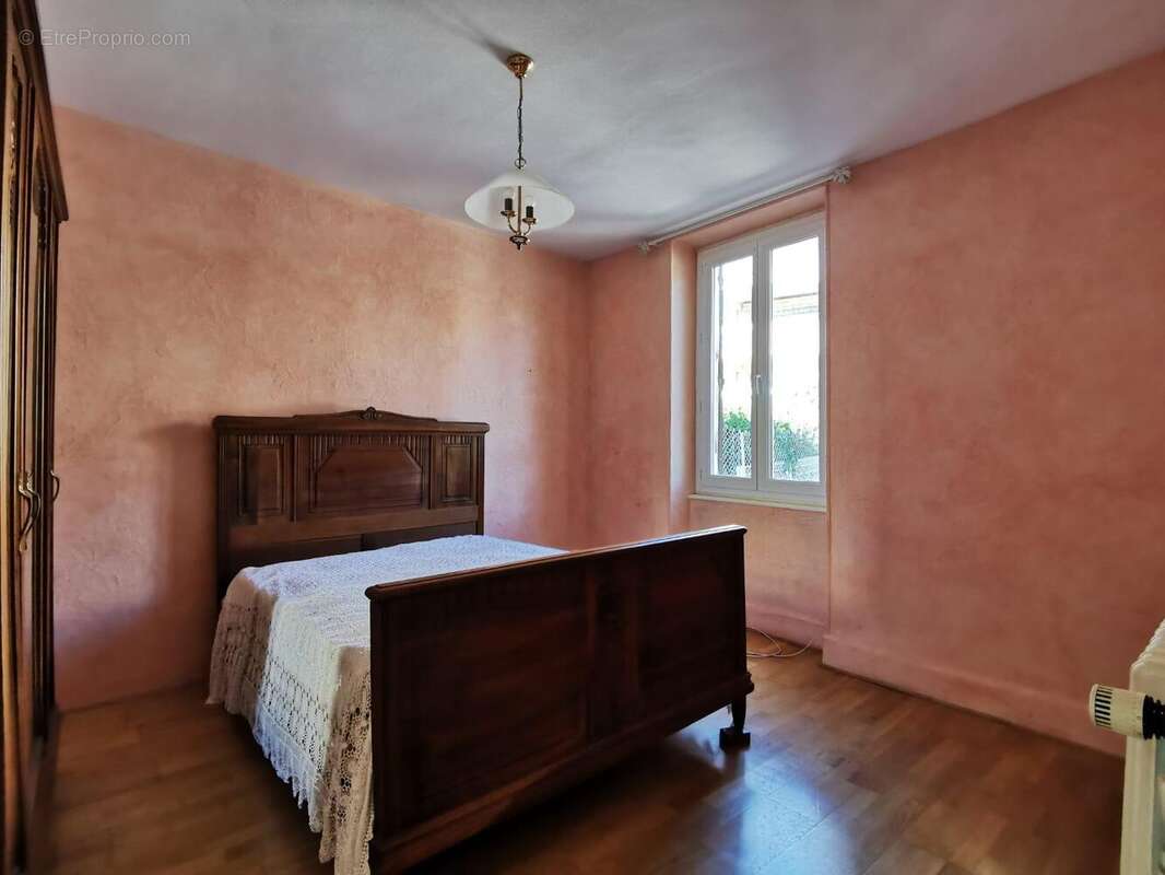  - Appartement à AUBENAS
