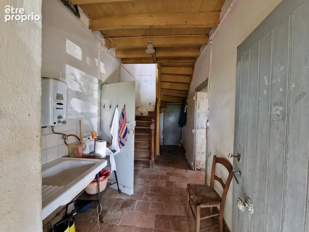 Ferme de charme à rénover avec un énorme potentiel - photo 14