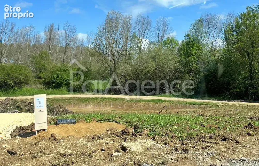 Terrain à VAUX-SUR-MER