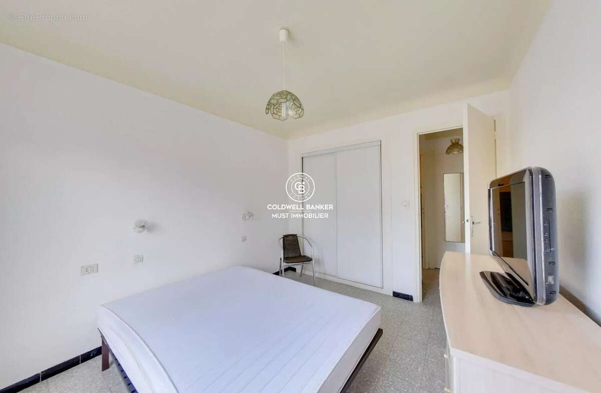 Canet: Proche plage, appartement avec stationnement - photo 3