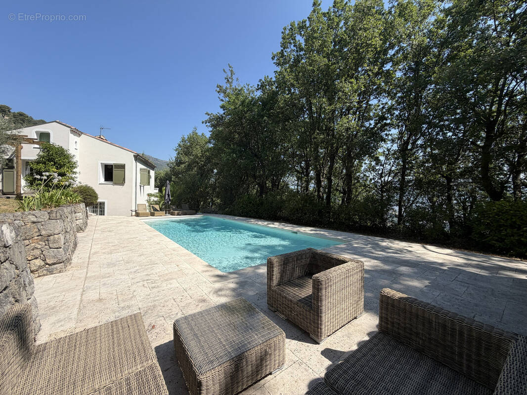 Maison à GATTIERES