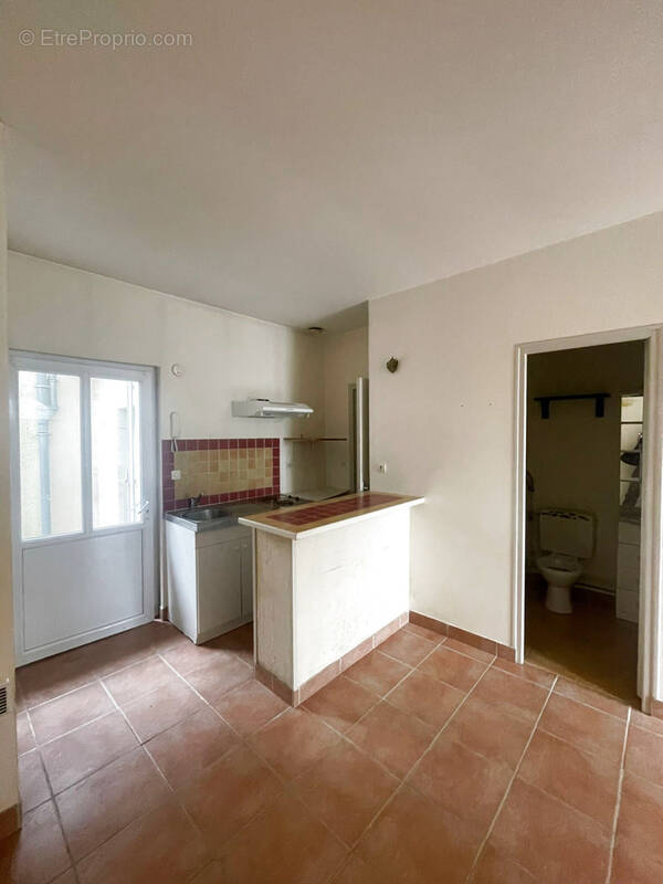 Appartement à SAINT-JEAN-DE-LA-RUELLE