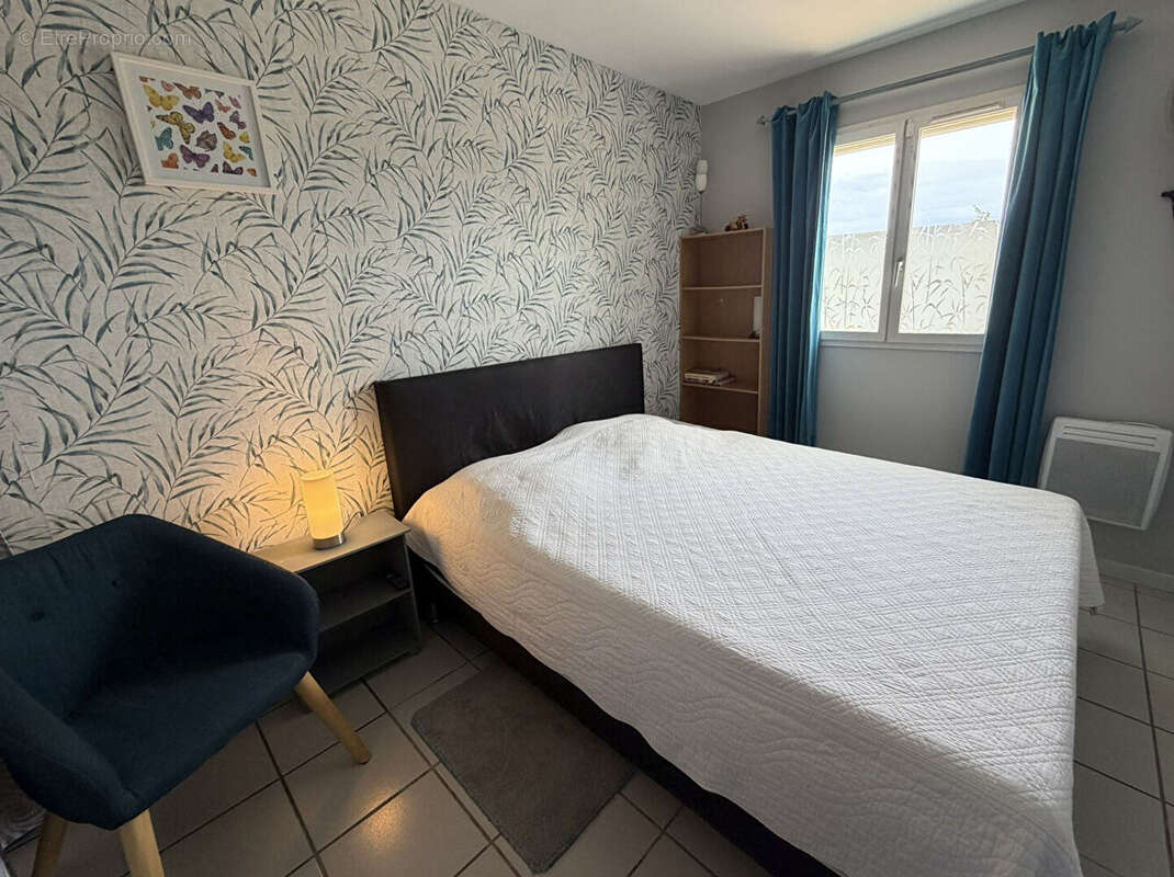 Maison de plain-pied avec piscine sur 3,65 hectares de terrain clos et arboré - photo 14