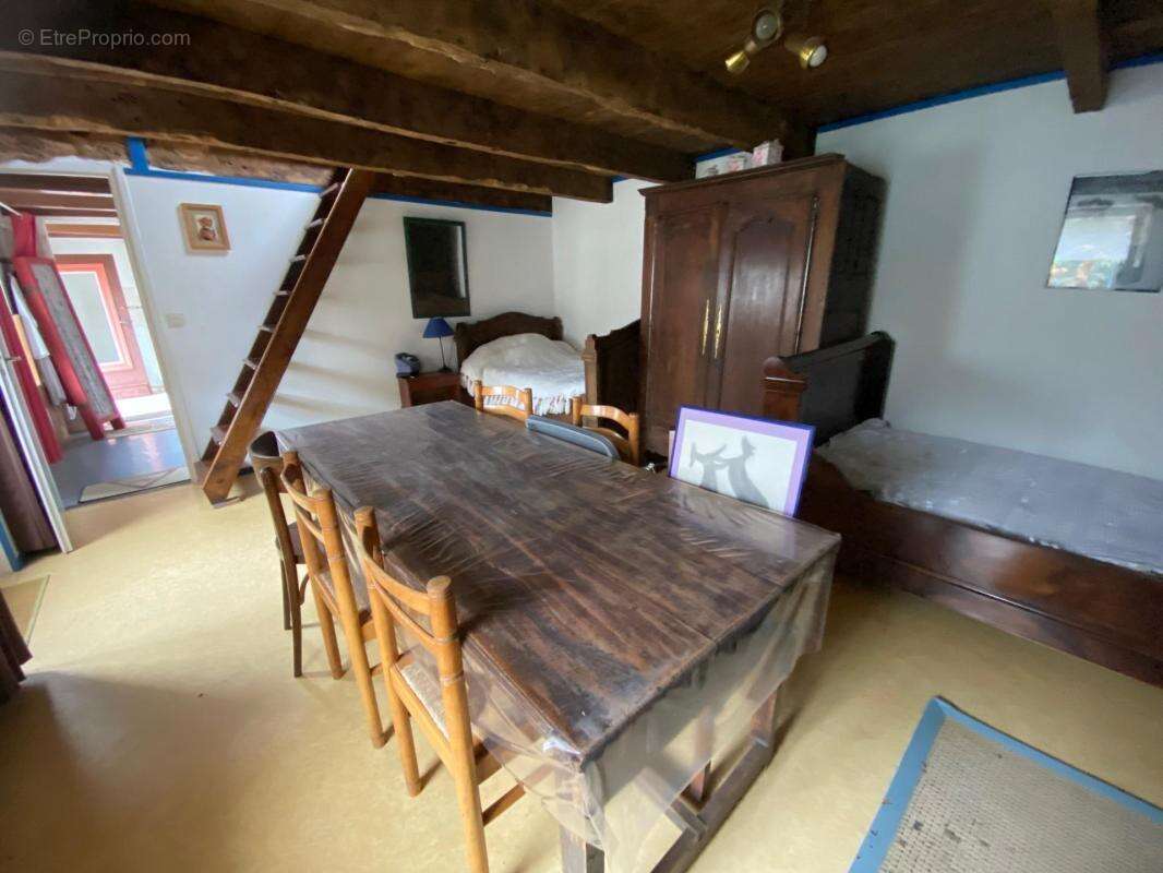Maison à CLEGUEREC