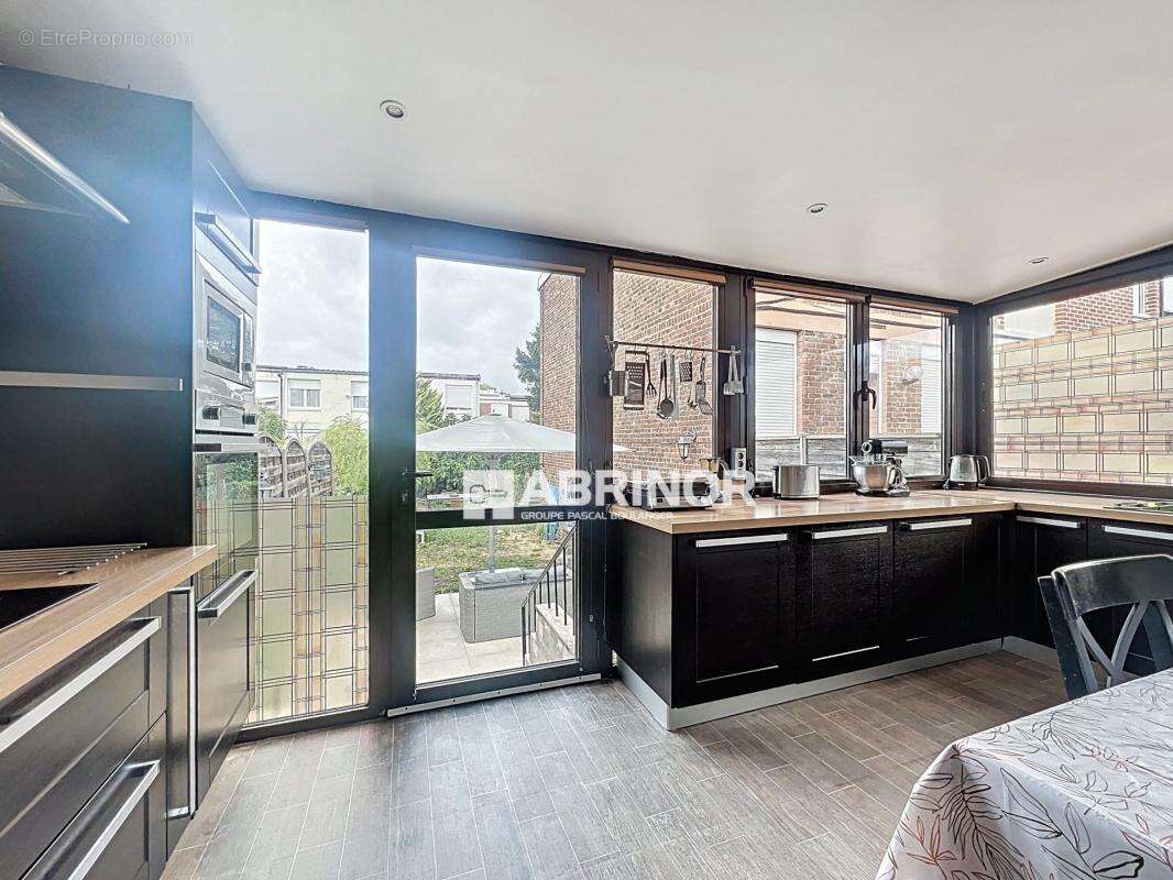 Maison à MONS-EN-BAROEUL