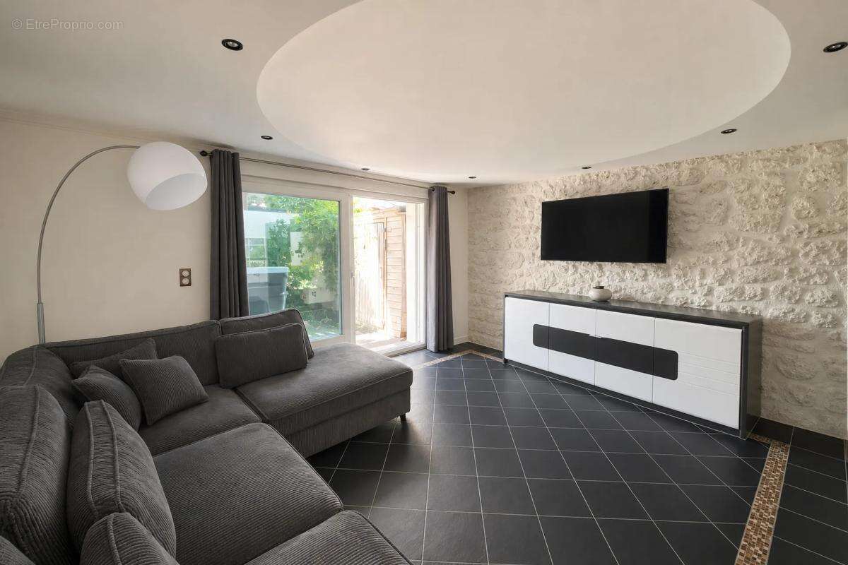 Appartement à VILLEMOMBLE