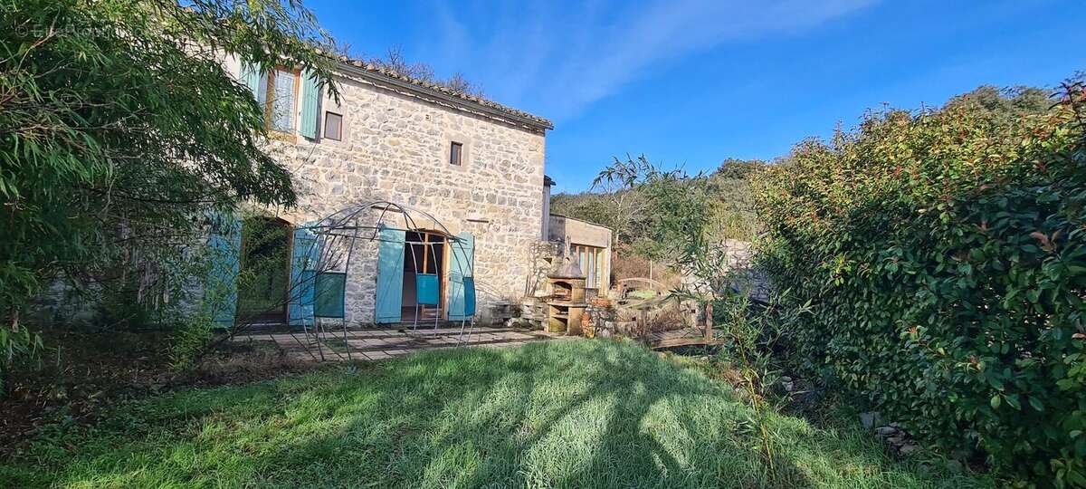 Maison à UZES