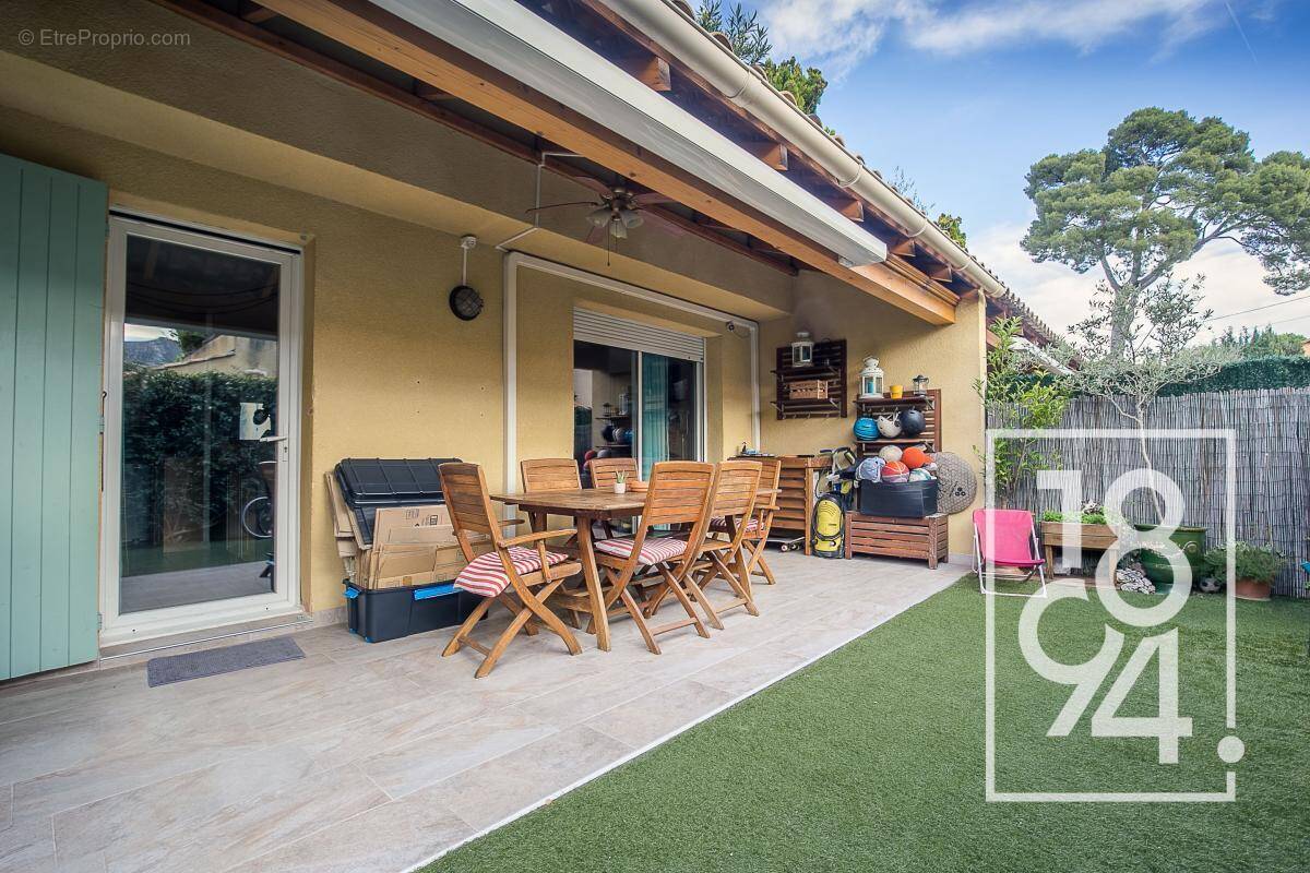 Appartement à MARSEILLE-10E