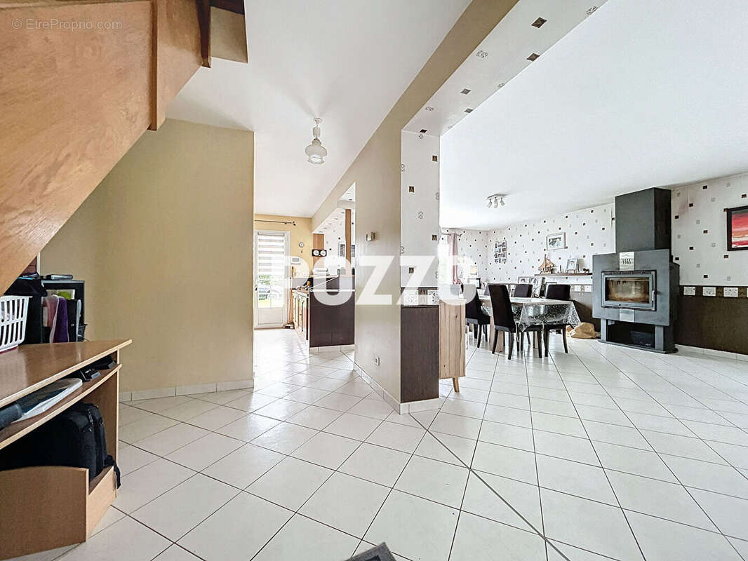 Maison à FIERVILLE-LES-MINES