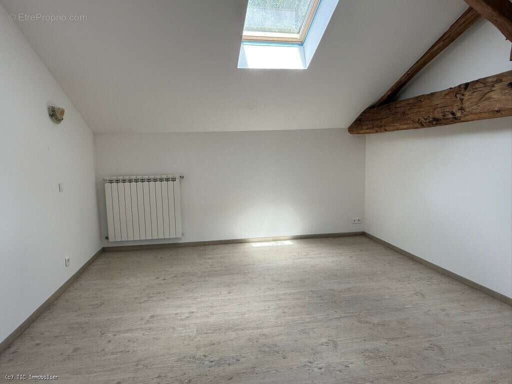 Maison à RUFFEC