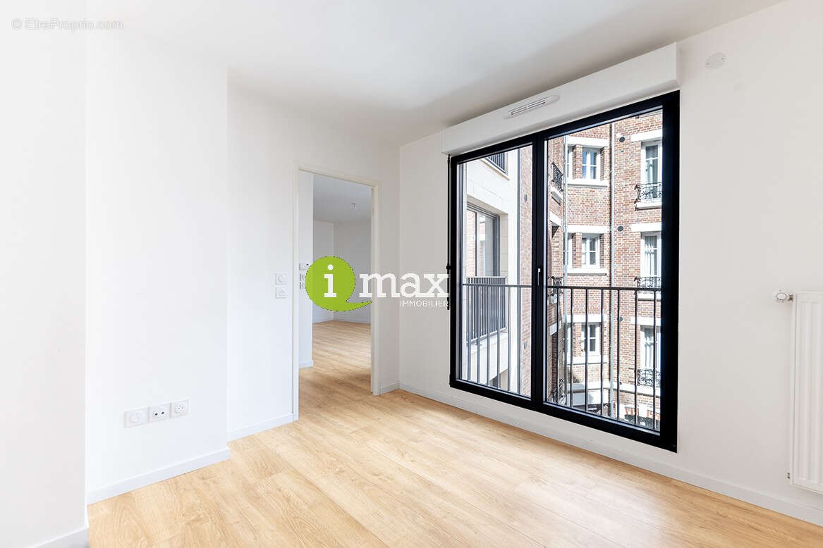 Appartement à CLICHY