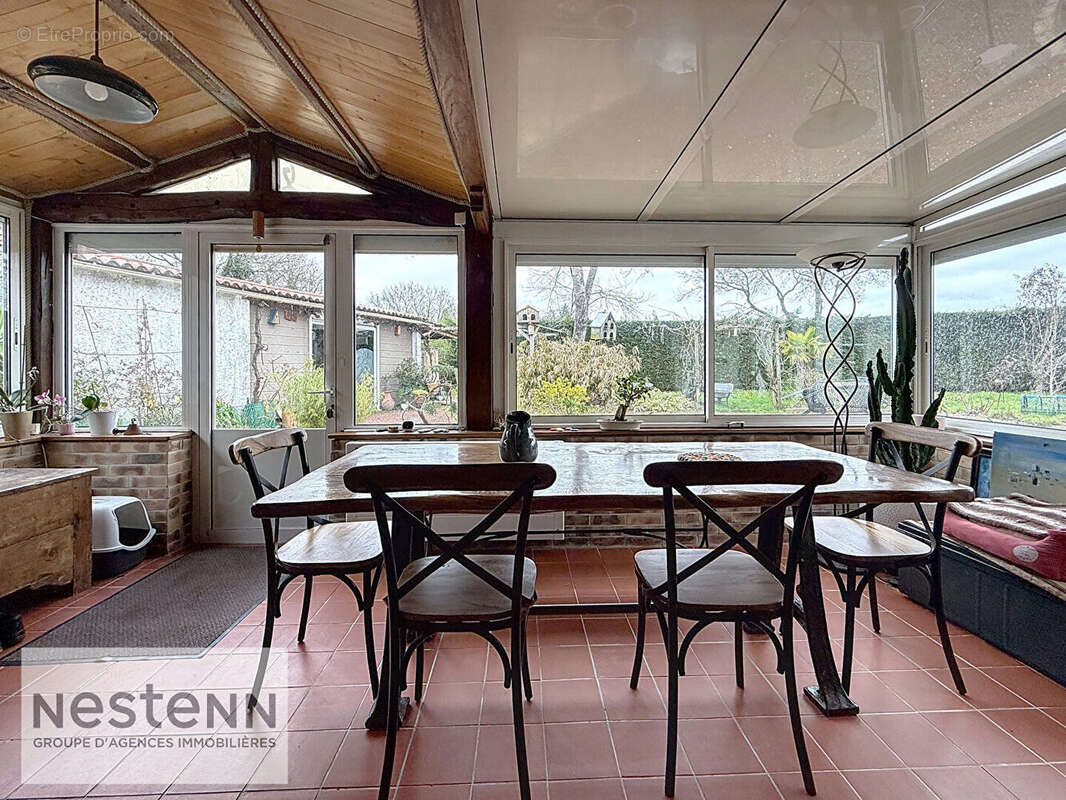 Maison à SAINT-URBAIN