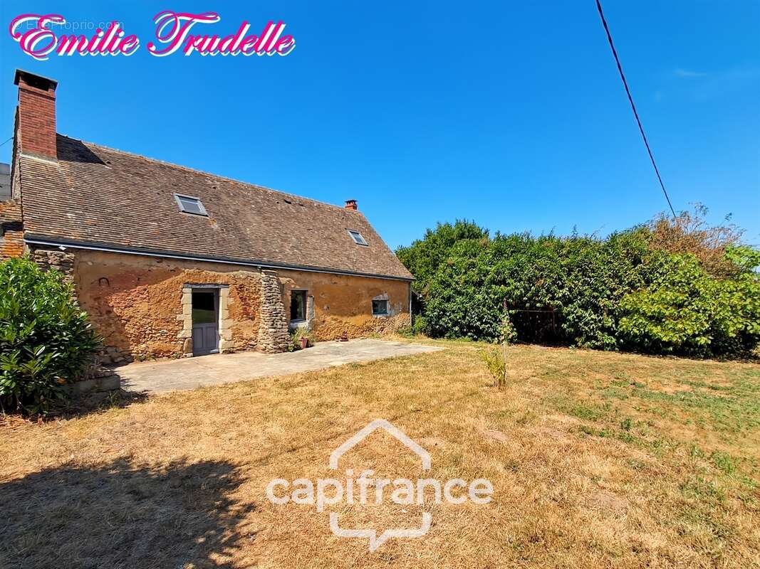  Longère de caractère du XVe siècle à vendre 5 pièces NUILLE LE JALAIS (72)  – 105 m²- 3ch – Terrain de 1 823 m² - photo 15