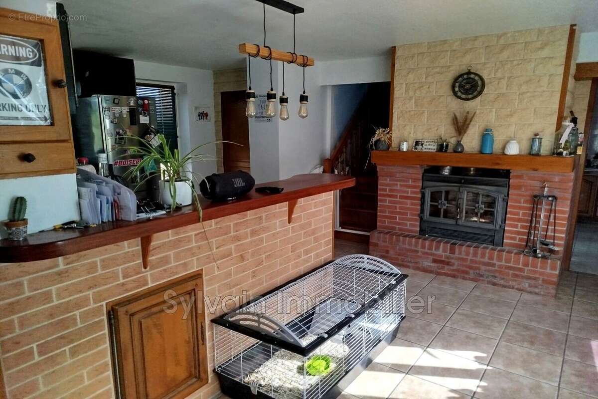 Maison 127 m² à Forges-Les-Eaux  - photo 3