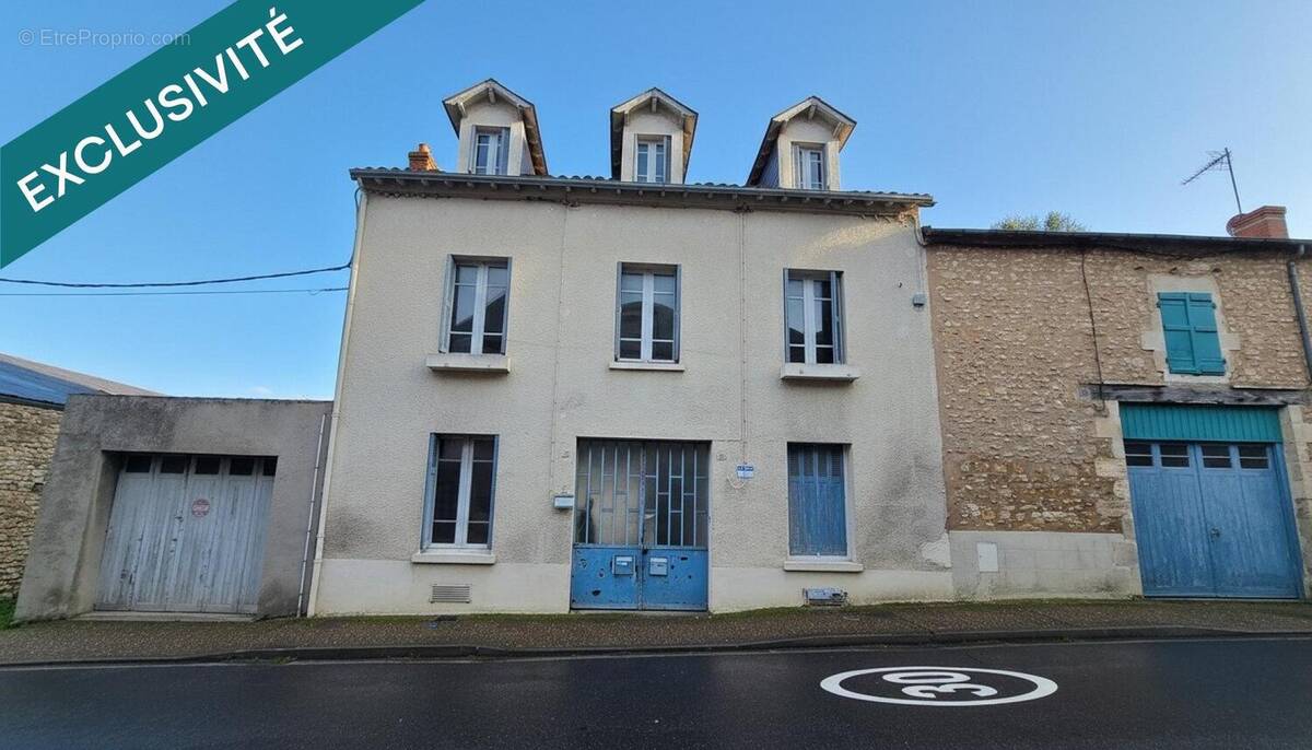 Photo 1 - Maison à SAINT-SAVIN