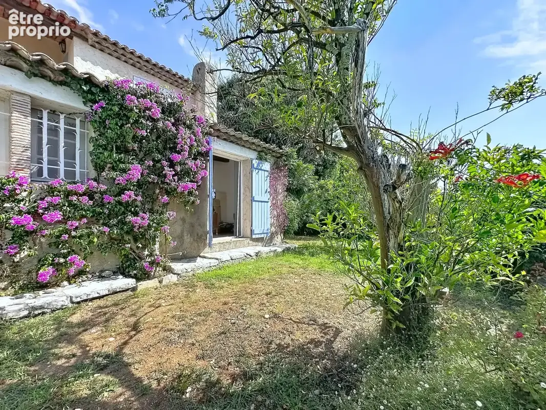 Exclusivité Tourrettes-sur-Loup   Maison individuelle pleine de charme sur 2 884 m2 de terrain avec piscine - photo 16