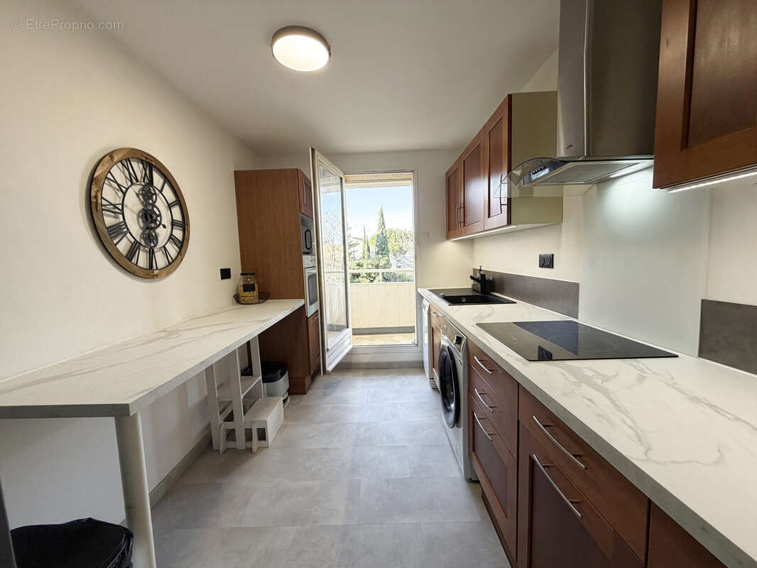 Appartement à MARSEILLE-12E