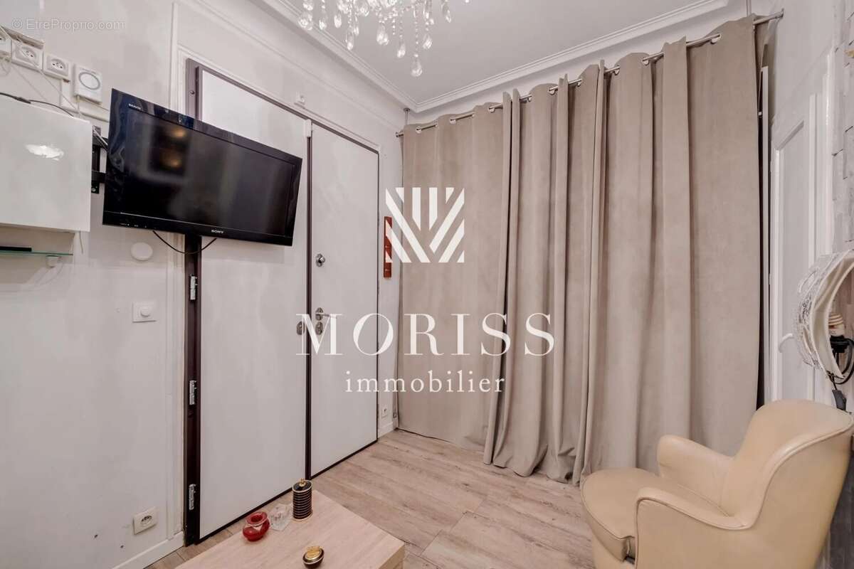 Appartement à PARIS-17E