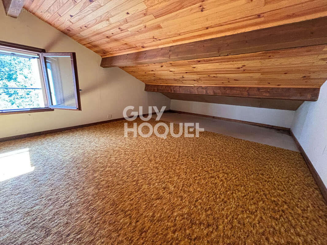 Maison à UCEL