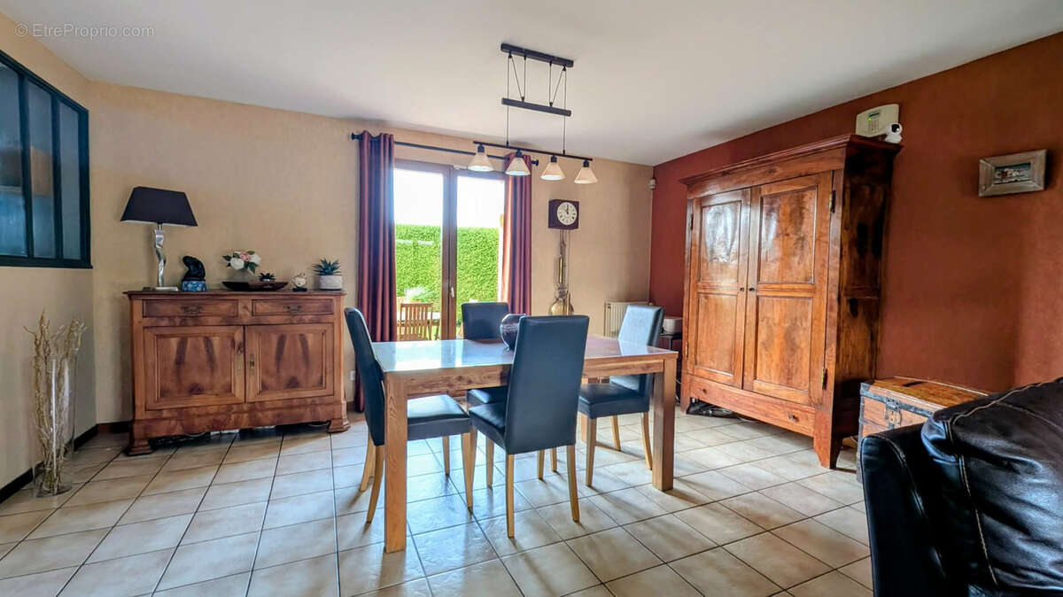 Maison à LA FRENAYE