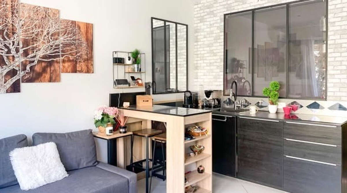 Photo 3 - Appartement à MARSEILLE-8E