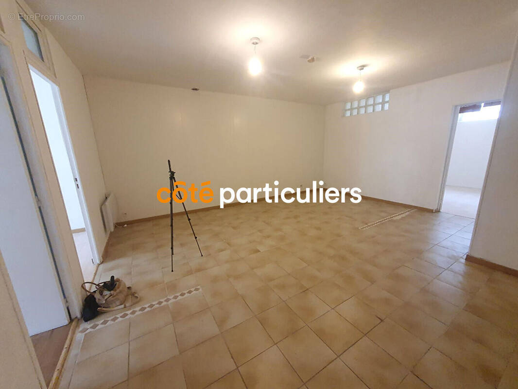 Commerce à ABLON-SUR-SEINE