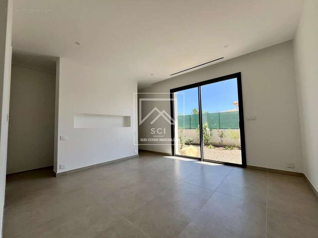 Maison à PORTO-VECCHIO