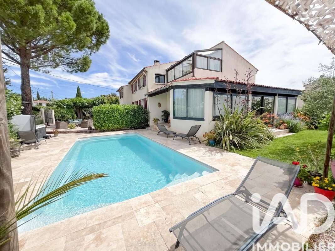 Photo 2 - Maison à POURRIERES