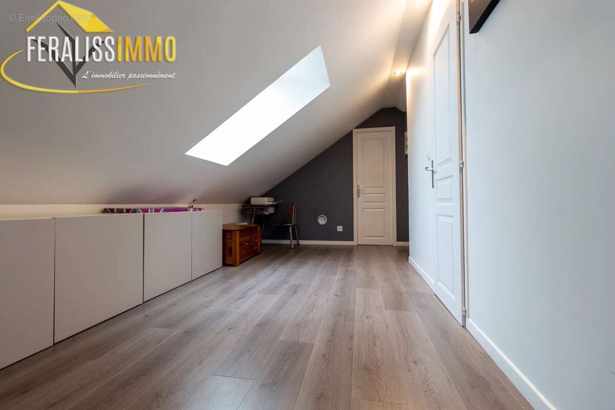 Maison à COURDIMANCHE