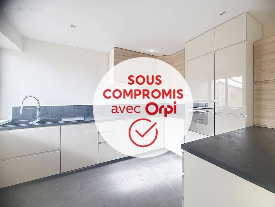 Maison à MEULAN
